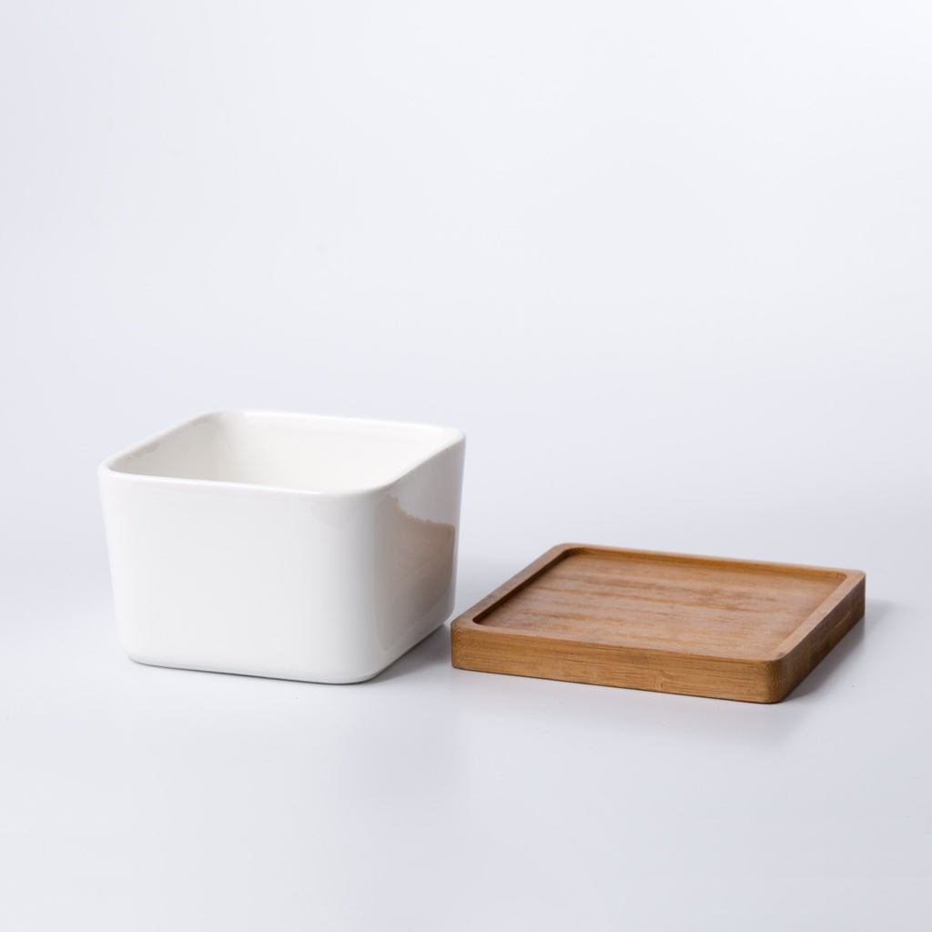 NORDIC Sukkulententopf, quadratisch, Durchmesser ca. 8 cm mit Bambusuntersetzer -KAKTOS Pflanzen & Zubehör