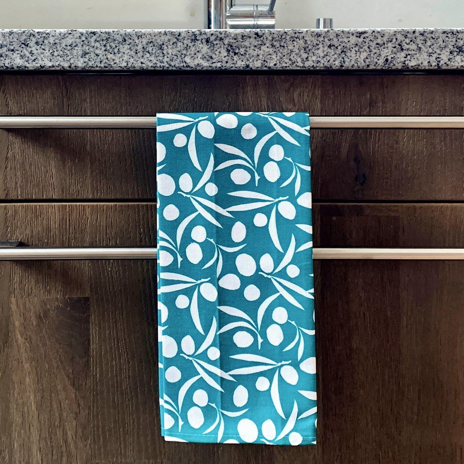 Paros - Geschirrtuch - Oliven auf türkies-blau - 100% Baumwolle -KAKTOS Pflanzen & Zubehör